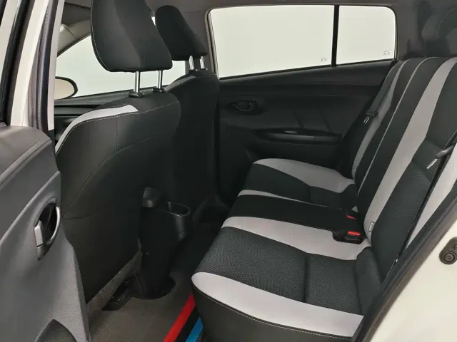 Toyota YARiS L Zhi Xuan — Фото автомобиля 9
