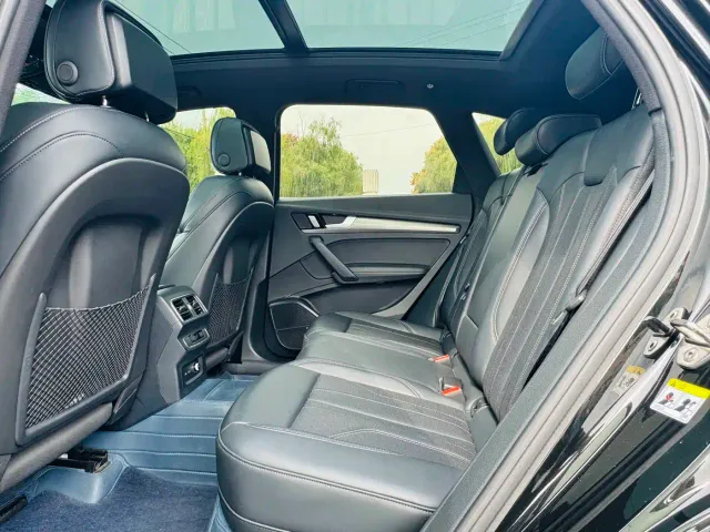 Audi Q5L — Фото автомобиля 7