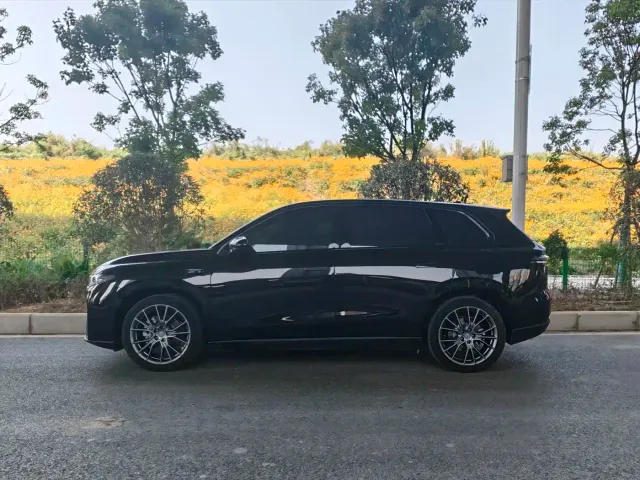 Leapmotor C10 — Фото автомобиля 3