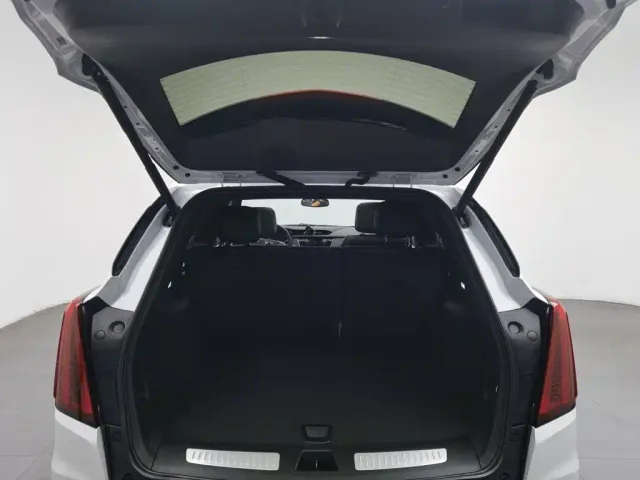 Cadillac XT5 — Фото автомобиля 16