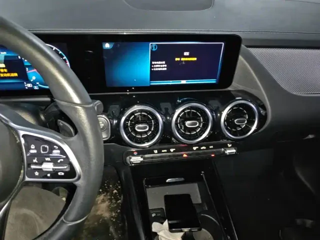 Mercedes-Benz GLA-Class — Фото автомобиля 17
