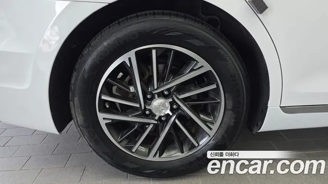 Hyundai Grandeur Новый Grandeur IG 3.0 LPi (Для проката) — Фото автомобиля 4