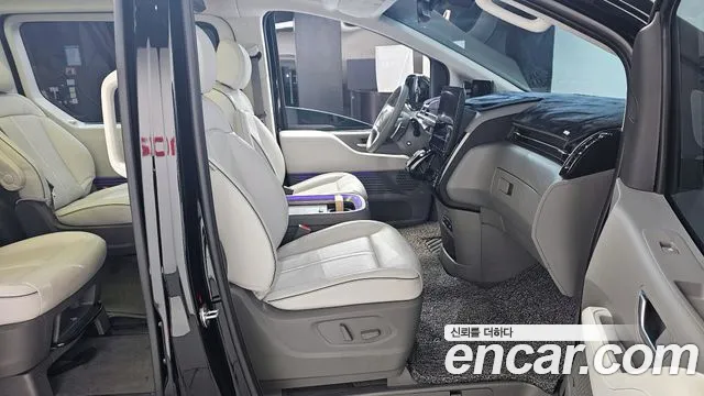 Hyundai Staria Staria 4WD Lounge 9 мест — Фото автомобиля 10