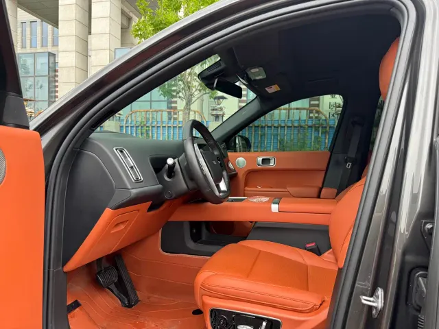 Li Auto L7 — Фото автомобиля 6