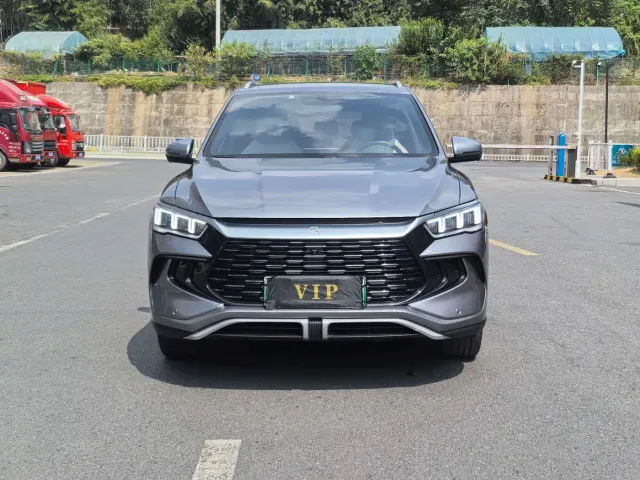 BYD Song Pro — Фото автомобиля 2