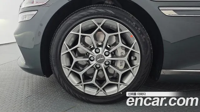 Genesis G80 Бензин 2.5 турбо AWD — Фото автомобиля 4