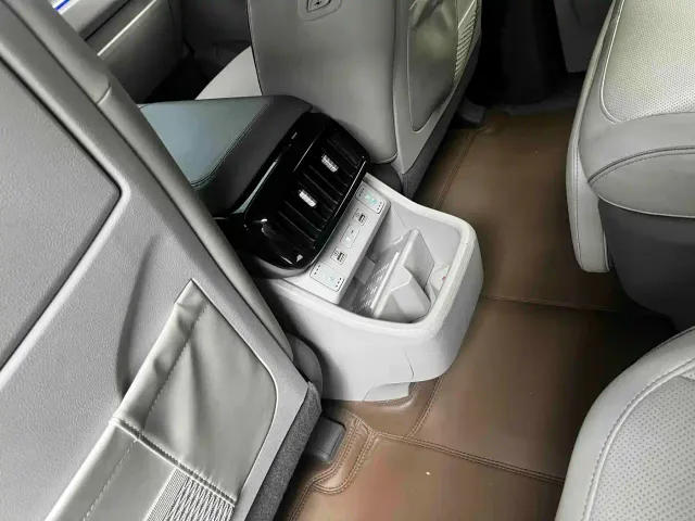 Hyundai Custo — Фото автомобиля 15