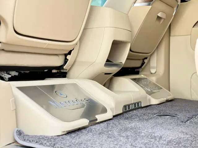 Mercedes-Benz V-Class — Фото автомобиля 27
