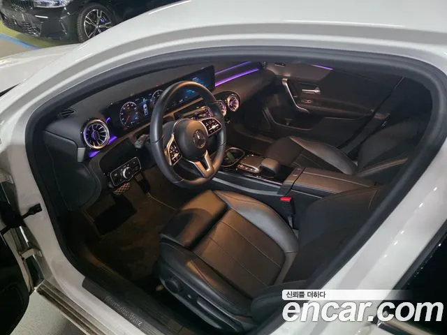 Mercedes-Benz A-Class W177 — Фото автомобиля 11