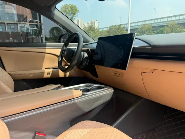 Arcfox Alpha T5 — Фото автомобиля 10