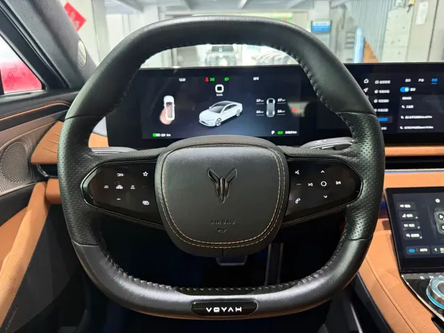 Voyah Auto VOYAH Zhuiguang 2023 4WD Flagship Edition — Фото автомобиля 8