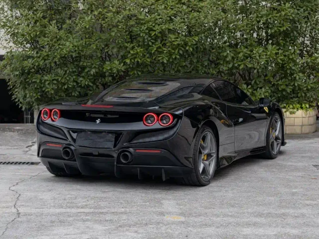 Ferrari F8 — Фото автомобиля 4