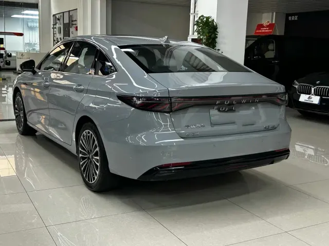 Chery Fengyun Fengyun A8L 2025 1.5TGDI 145km Luxury — Фото автомобиля 9