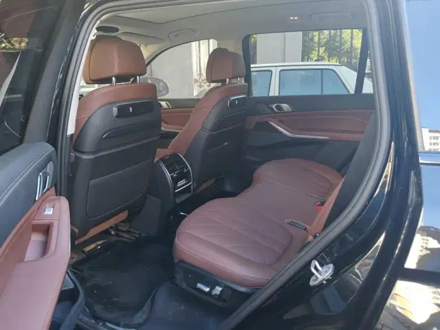 BMW X7 — Фото автомобиля 11