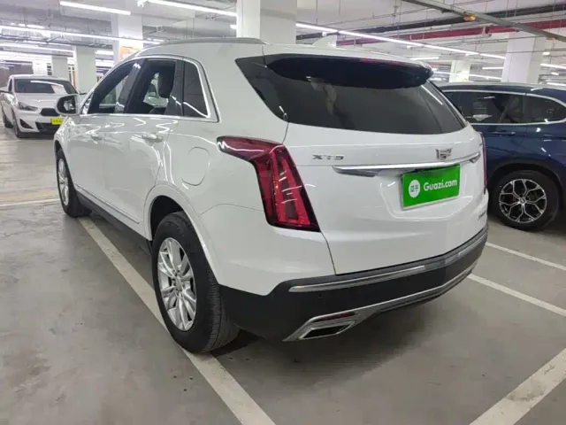 Cadillac XT5 — Фото автомобиля 4