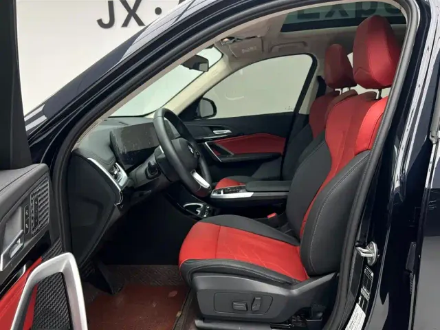 BMW X1 — Фото автомобиля 16