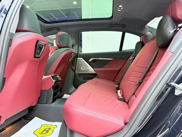 BMW 5 Series — Фото автомобиля 8