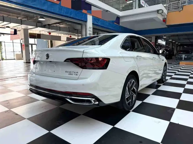 Volkswagen Sagitar — Фото автомобиля 13