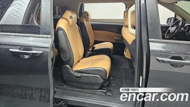 Kia Canival Carnival 4 поколение Дизель 9 мест Prestige — Фото автомобиля 12