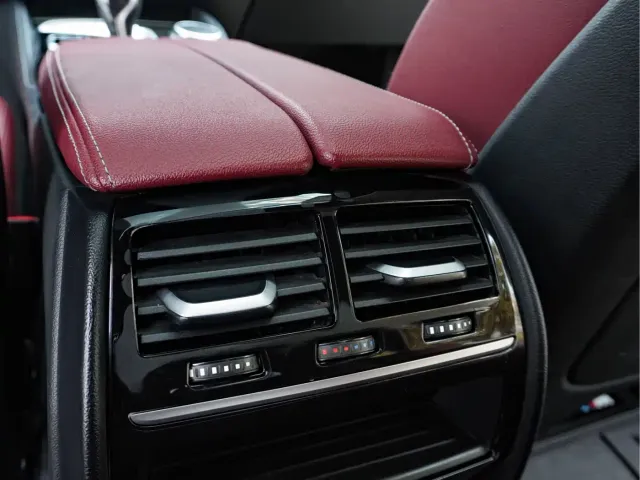 BMW 5 Series — Фото автомобиля 20