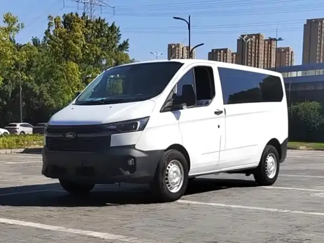 Фотография автомобиля — Ford Transit