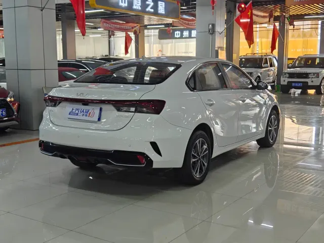 Kia K3 — Фото автомобиля 9