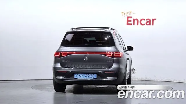 Mercedes-Benz EQB — Фото автомобиля 2