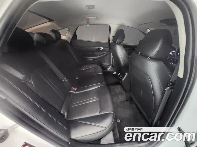 Hyundai Sonata Sonata (DN8) 2.0 LPG(Для проката) — Фото автомобиля 9