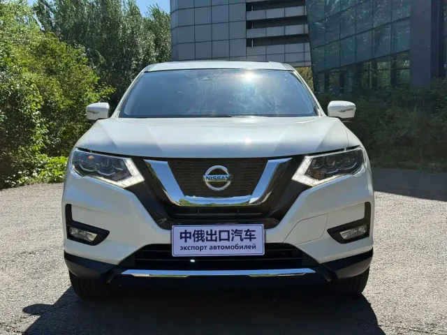 Nissan X-Trail — Фото автомобиля 2