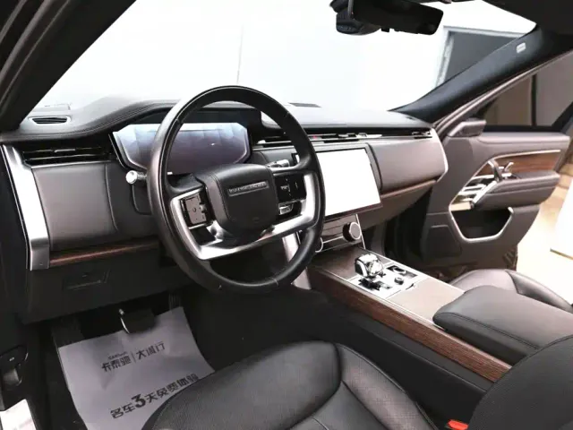 Land Rover Range Rover — Фото автомобиля 14
