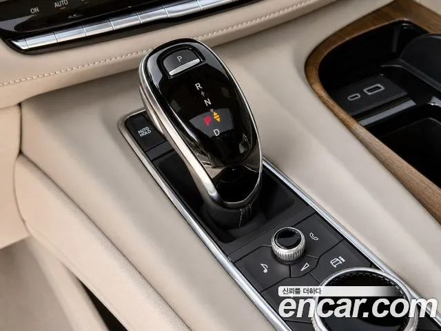 Cadillac Escalade Escalade 5 поколение — Фото автомобиля 9