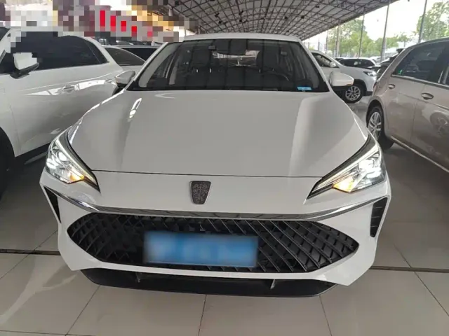 Roewe i5 — Фото автомобиля 2