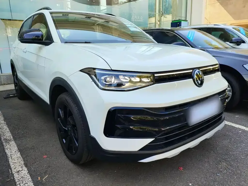 Volkswagen Tharu 2025 New Edge 300TSI Enjoyment Edition — Фото автомобиля 3