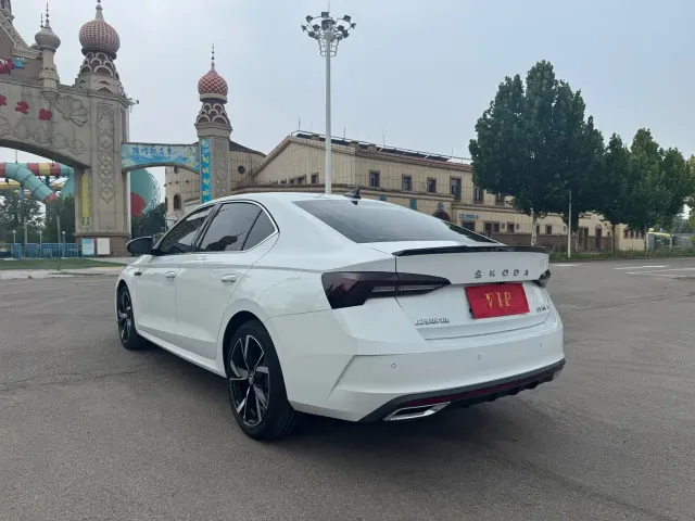 Skoda Octavia — Фото автомобиля 15