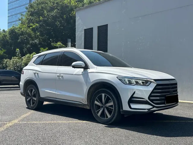 BYD Song Pro — Фото автомобиля 3