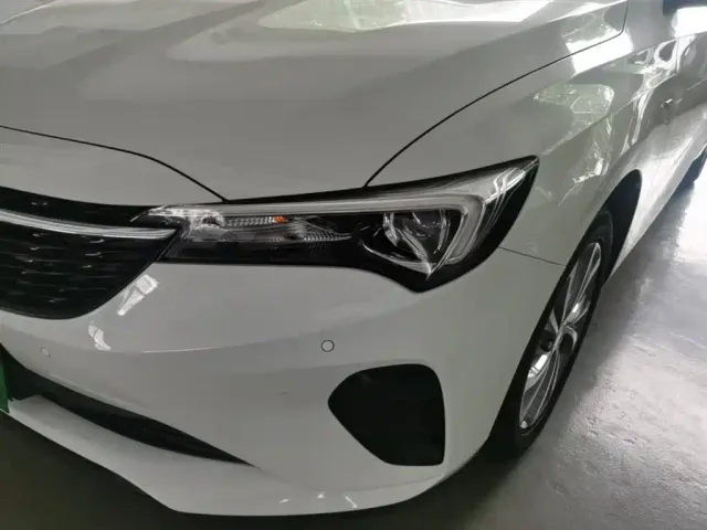Buick Verano — Фото автомобиля 23