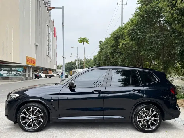 BMW X3 — Фото автомобиля 3