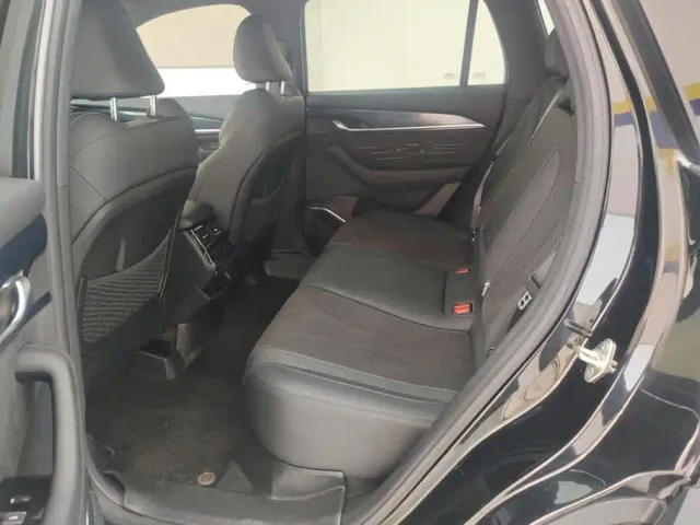 Geely Xingyue L — Фото автомобиля 11