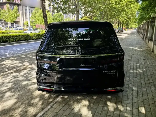 Honda Odyssey 2022 2.0L e:HEV Sharp·Luxury 4-Seater Edition — Фото автомобиля 9