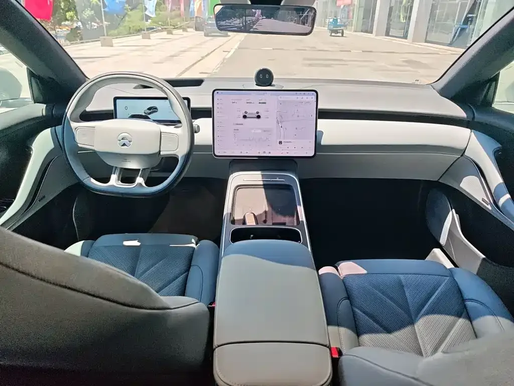 NIO NIO ET5T 2025 75kWh Touring — Фото автомобиля 7
