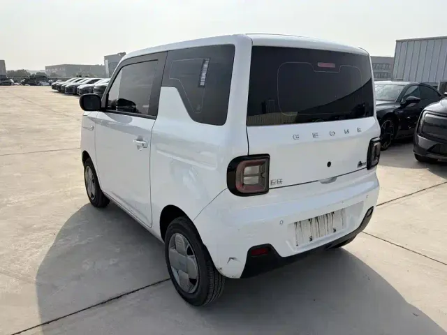 Geely Panda — Фото автомобиля 8