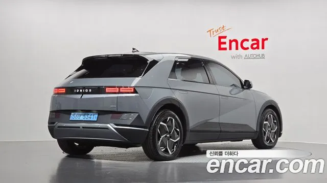 Hyundai Ioniq 5 — Фото автомобиля 2