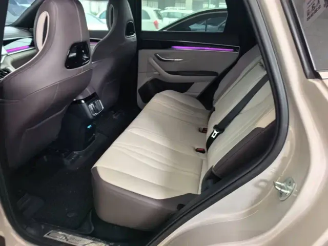 BYD Song PLUS — Фото автомобиля 16