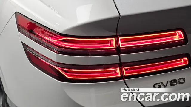 Genesis GV80 — Фото автомобиля 8