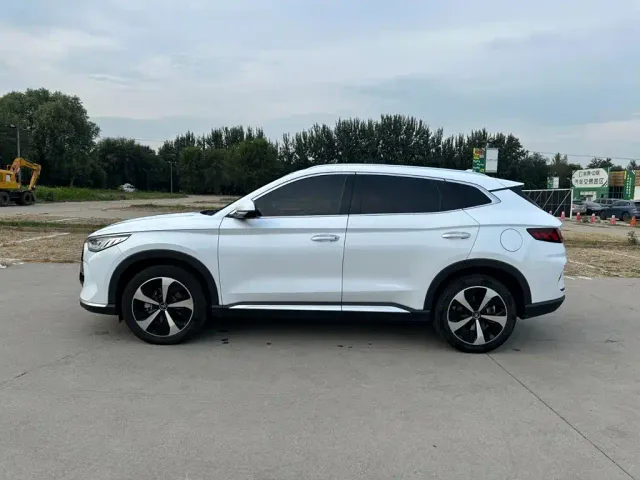 BYD Song PLUS — Фото автомобиля 7