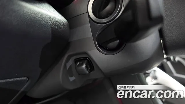Audi Q5 40 TFSI quattro S Line — Фото автомобиля 25