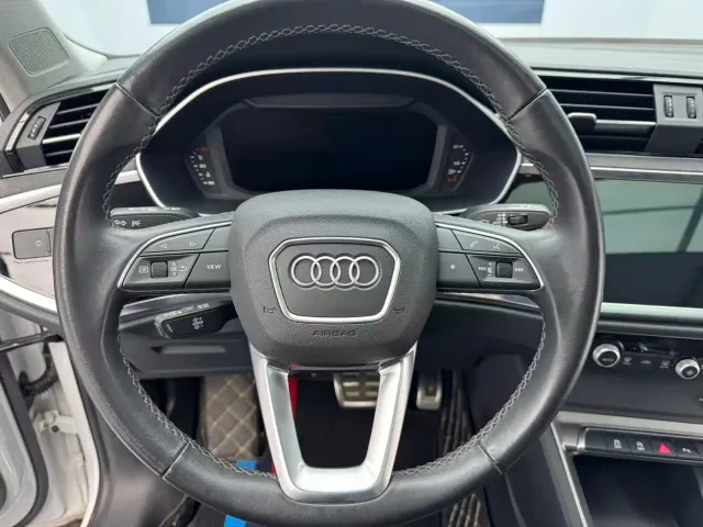Audi Q3 — Фото автомобиля 8