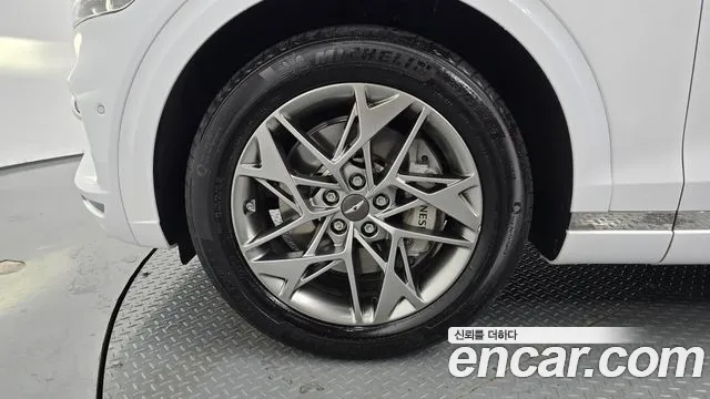 Genesis GV70 — Фото автомобиля 5