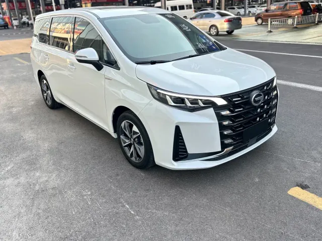 GAC Trumpchi M6 — Фото автомобиля 3