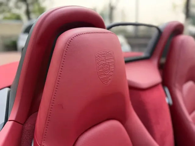 Porsche 718 — Фото автомобиля 24